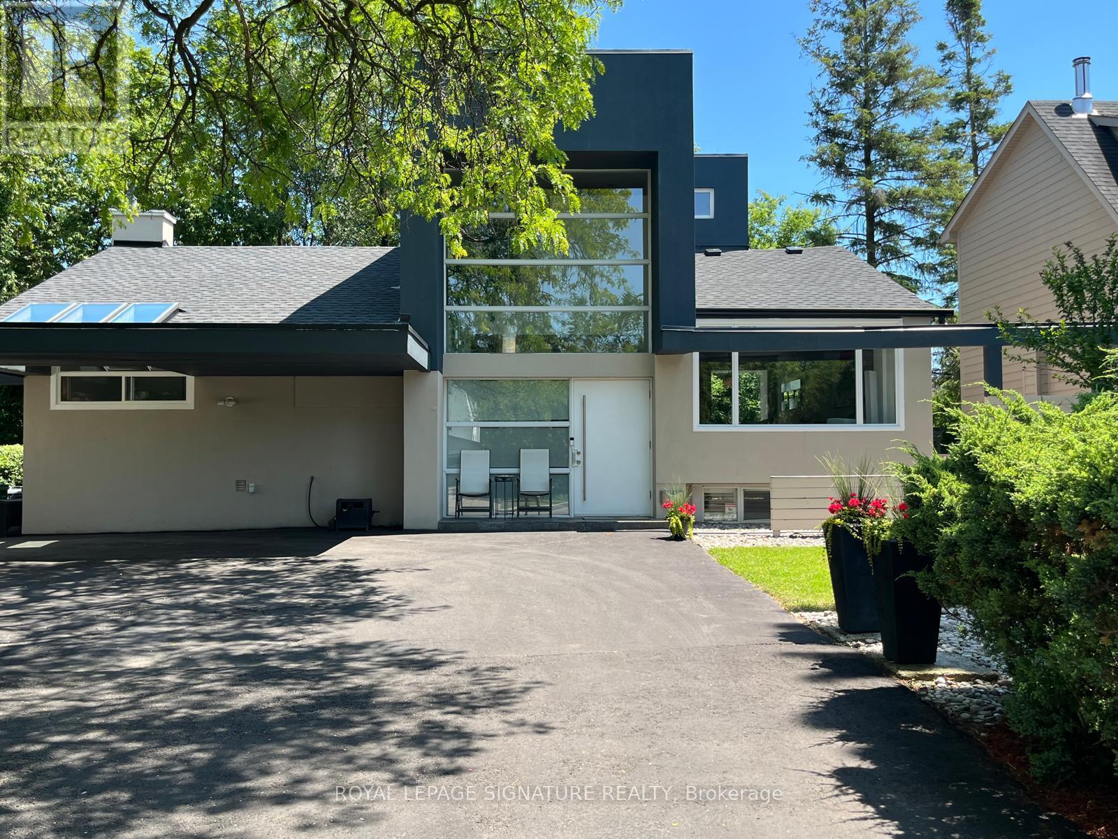 90 BERKINSHAW CRESCENT