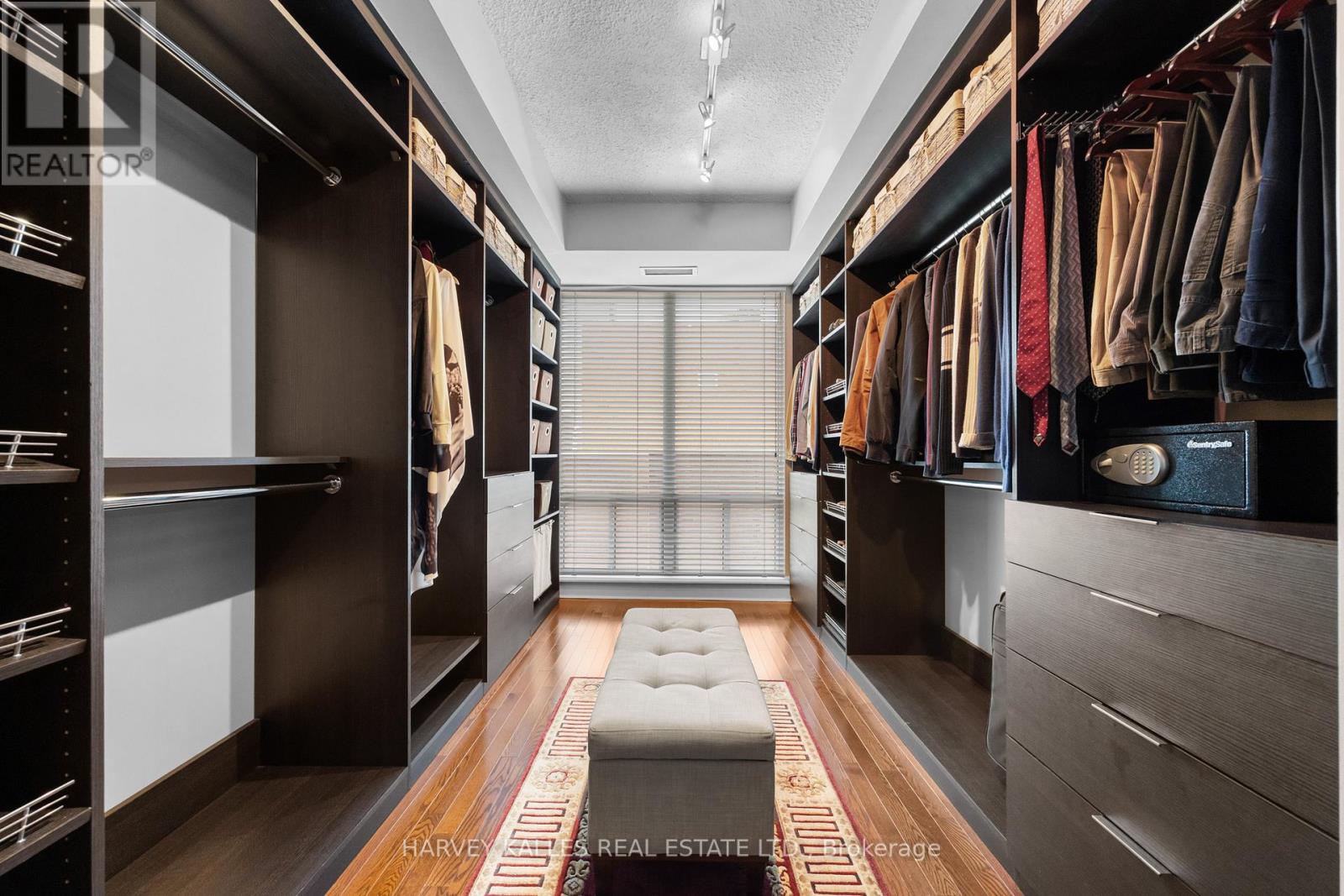 2701 - 300 Bloor Street E Property Photo 33