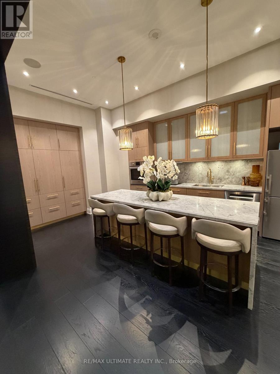 185 Davenport Road Property Photo 8