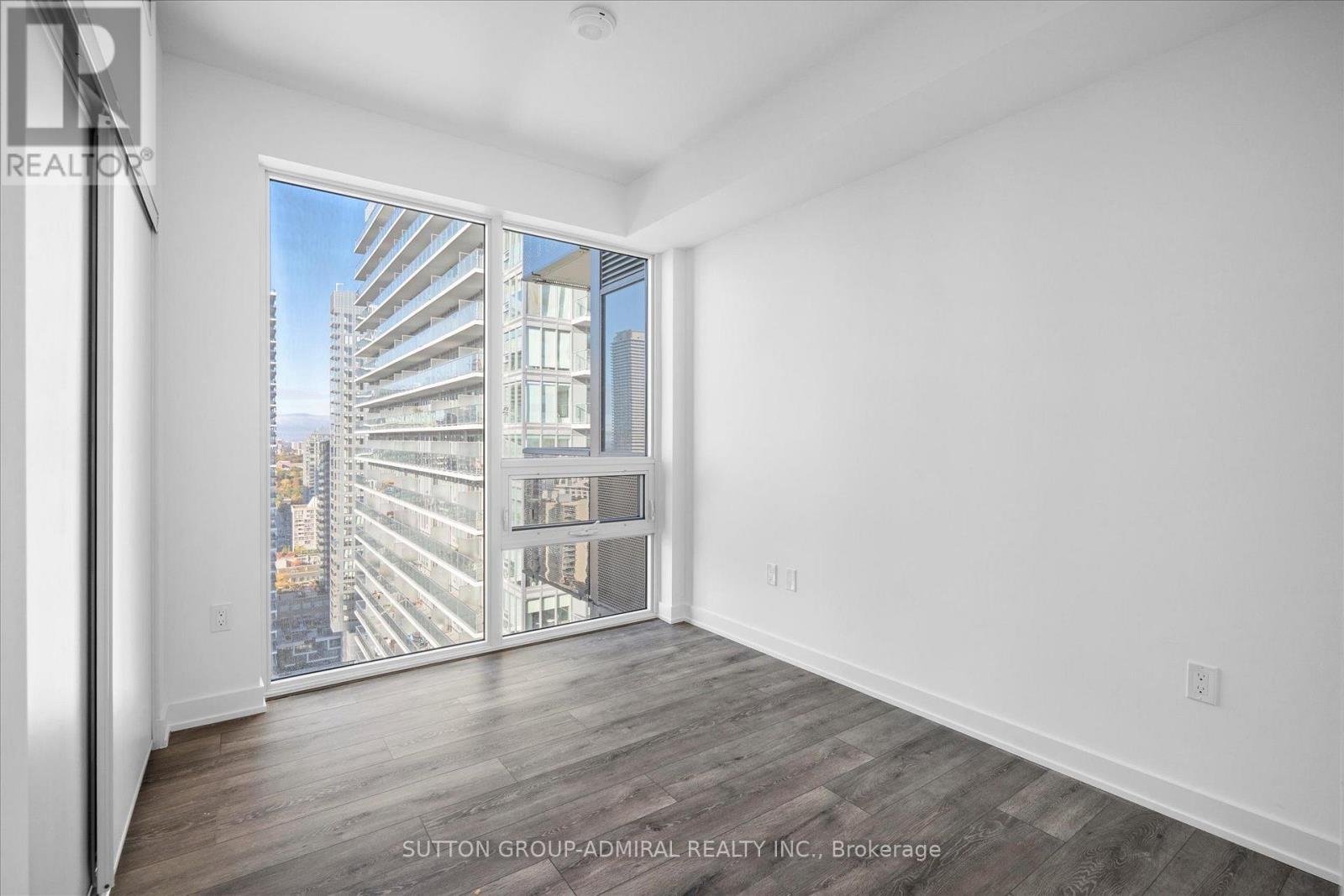2902 - 127 Broadway Avenue Property Photo 6