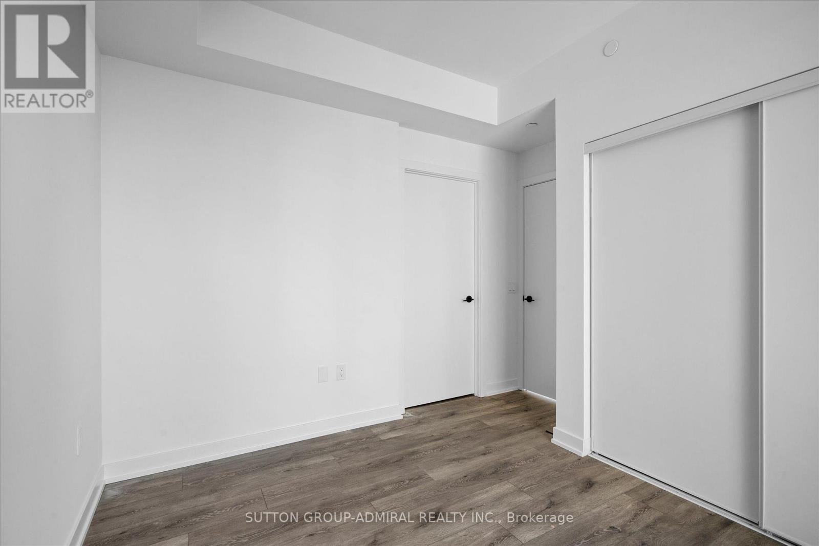 2902 - 127 Broadway Avenue Property Photo 8