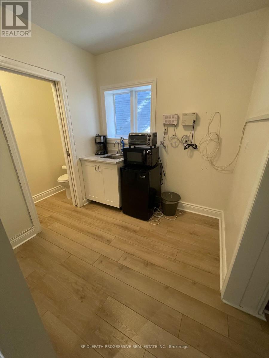 493 Davenport Road Property Photo 10