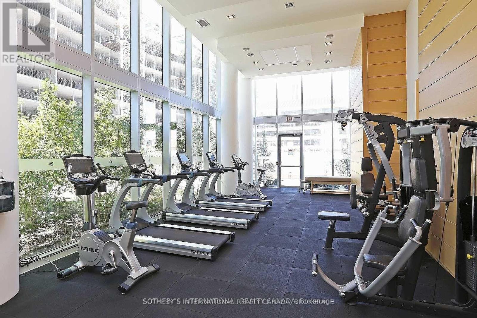Th-113 - 29 Queens Quay E Property Photo 38