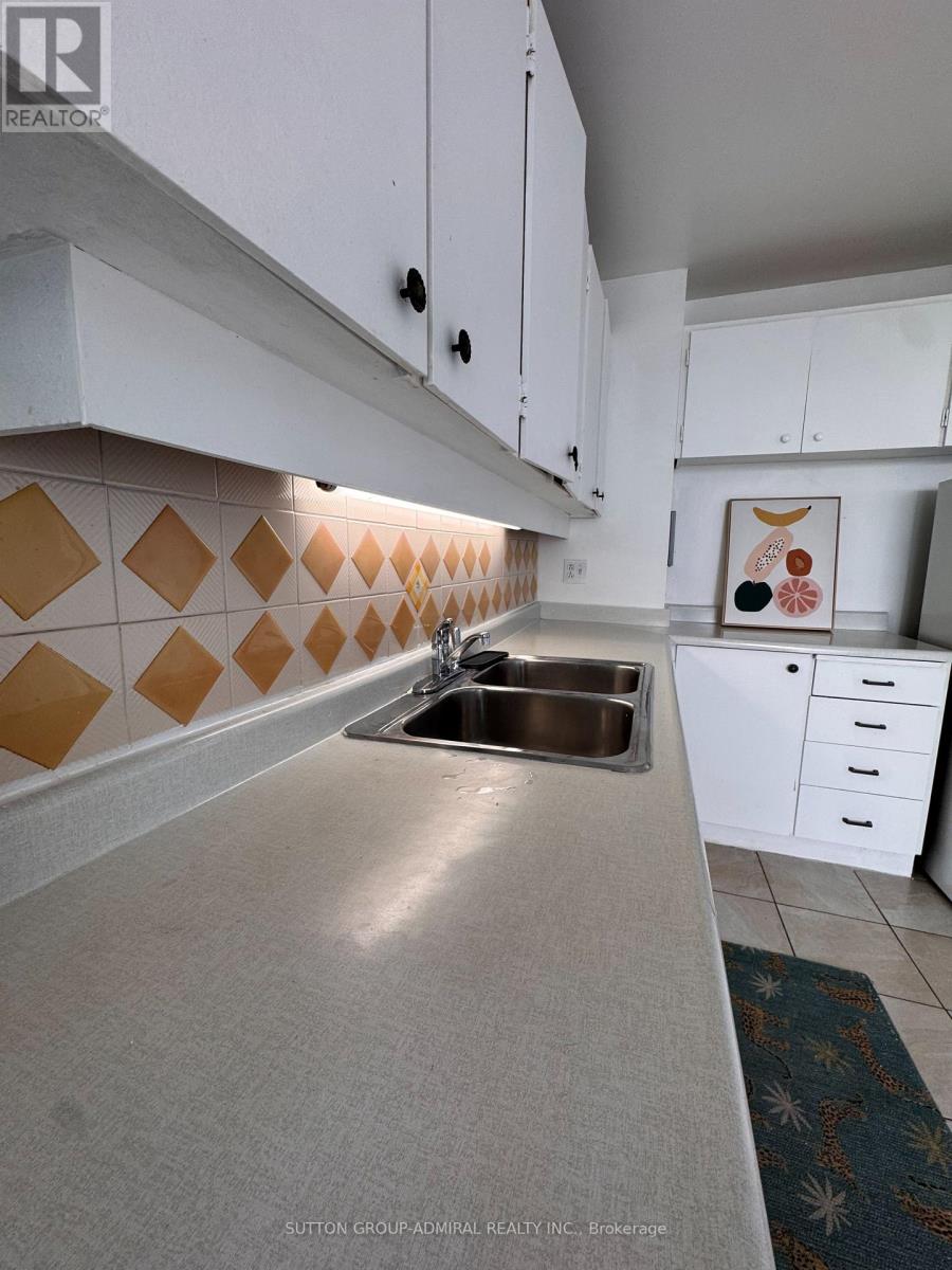 2405 - 715 Don Mills Road Property Photo 12