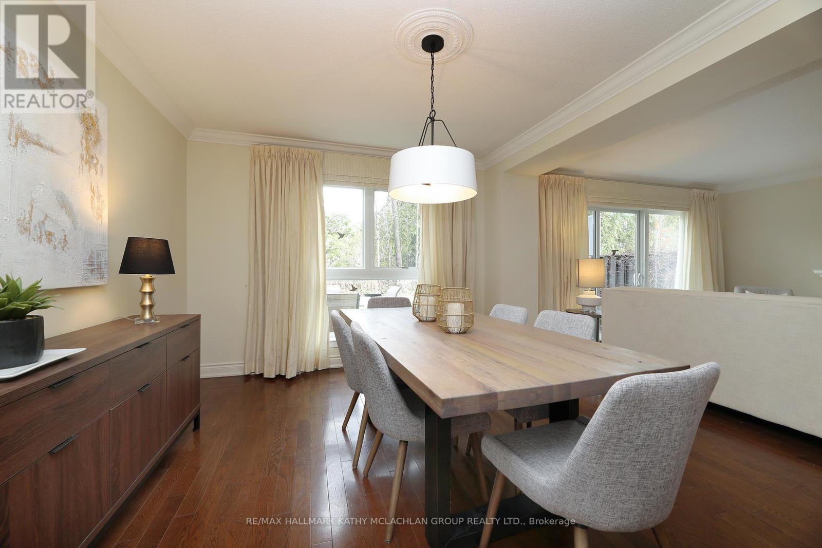 38 Crimson Millway Property Photo 8