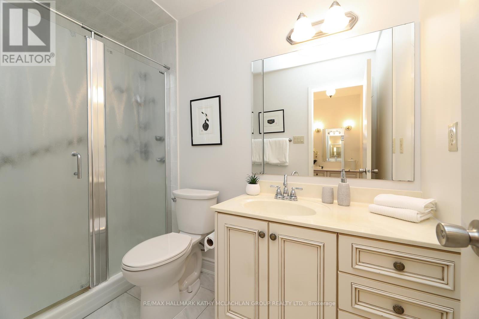 38 Crimson Millway Property Photo 18