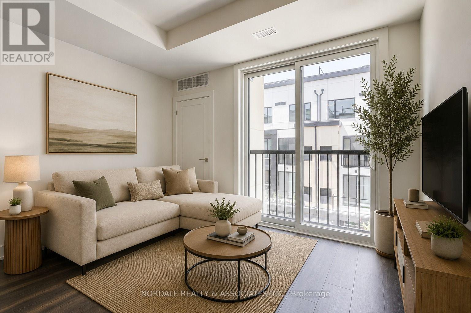 B211 - 1650 Victoria Park Avenue Property Photo 3