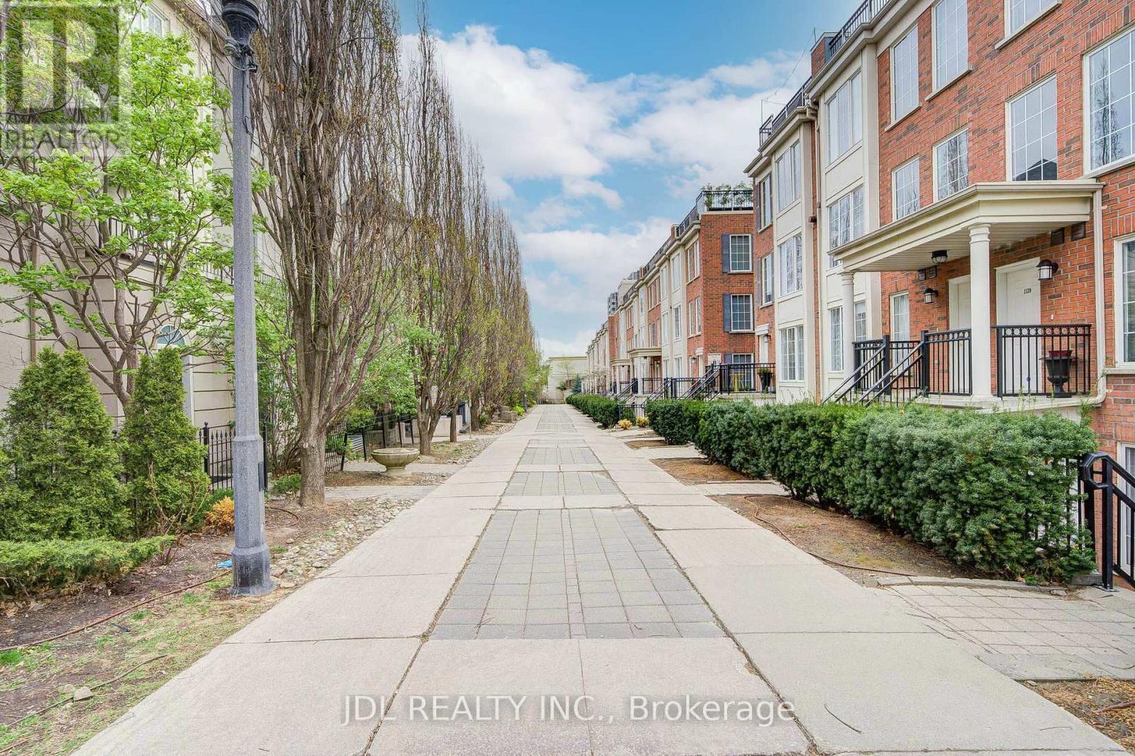 610 - 11 EVERSON DRIVE