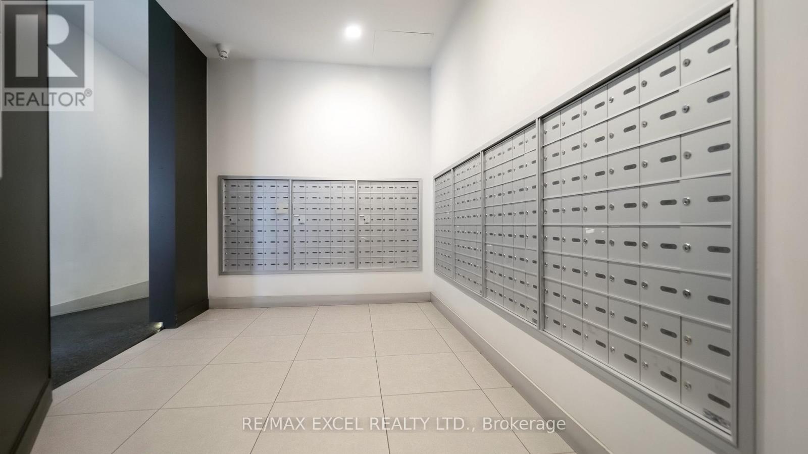 1606 - 75 Queens Wharf Road Property Photo 18