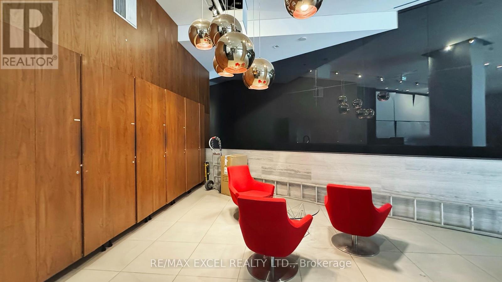 1606 - 75 Queens Wharf Road Property Photo 20