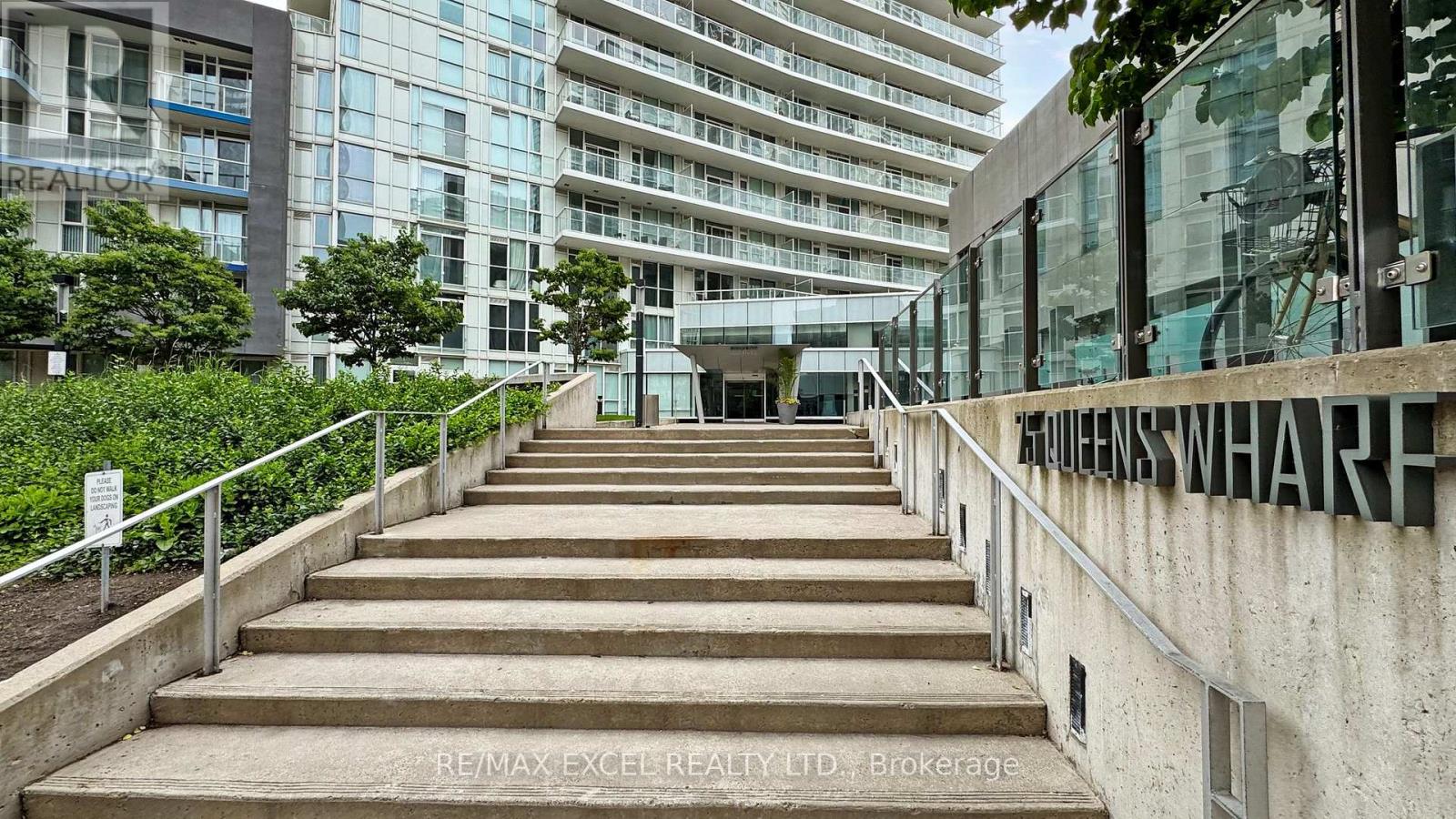 1606 - 75 Queens Wharf Road Property Photo 24
