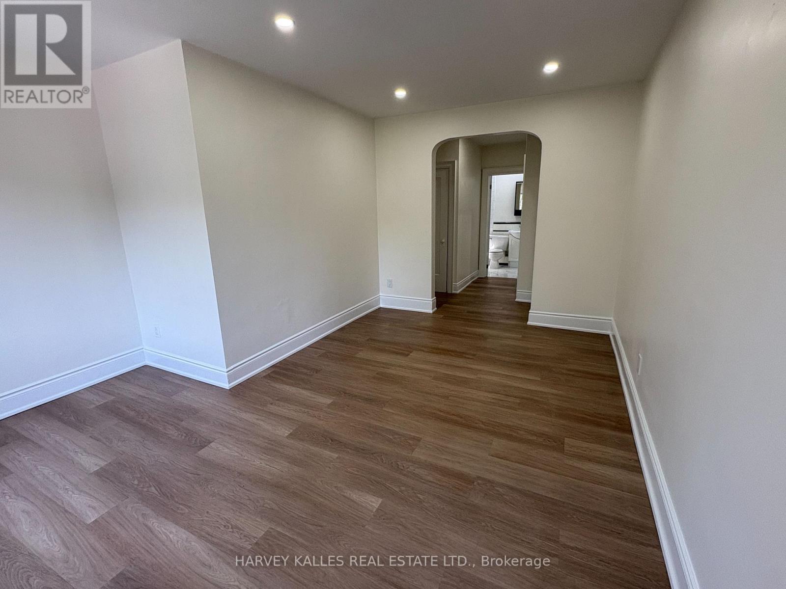 A - 1611 Bayview Avenue Property Photo 6