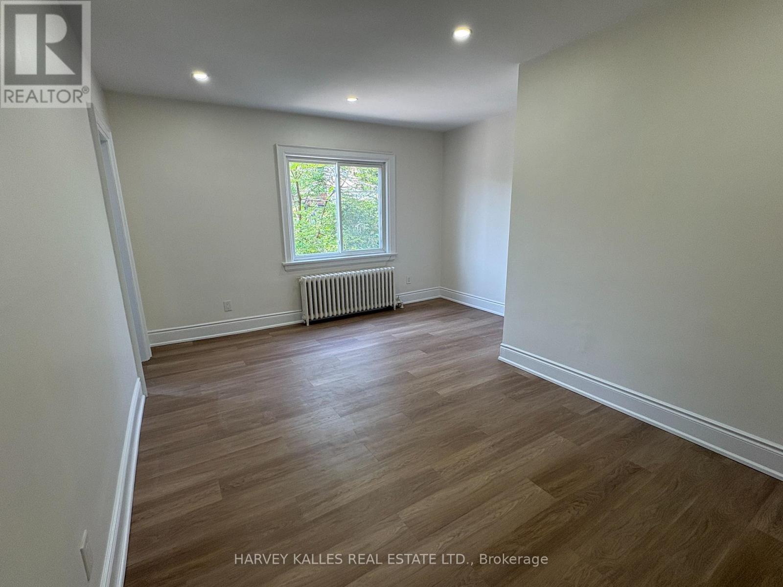 A - 1611 Bayview Avenue Property Photo 7