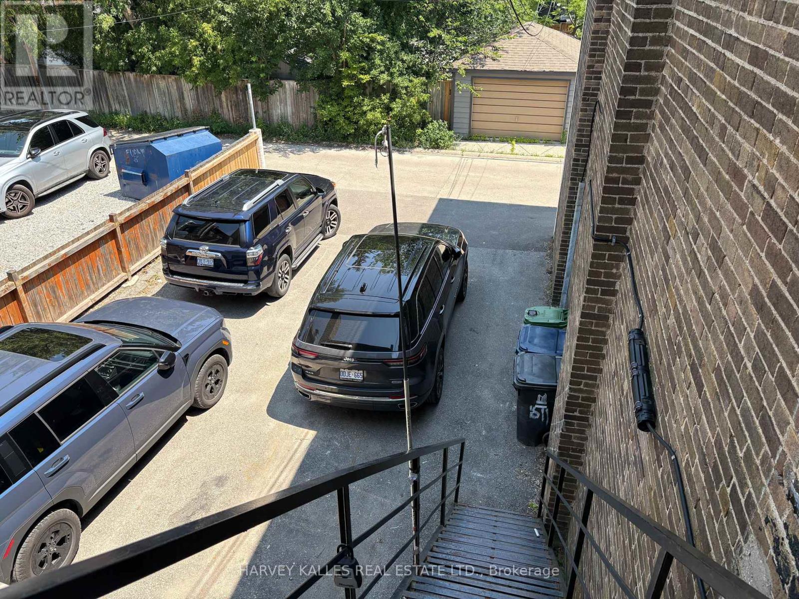 A - 1611 Bayview Avenue Property Photo 9