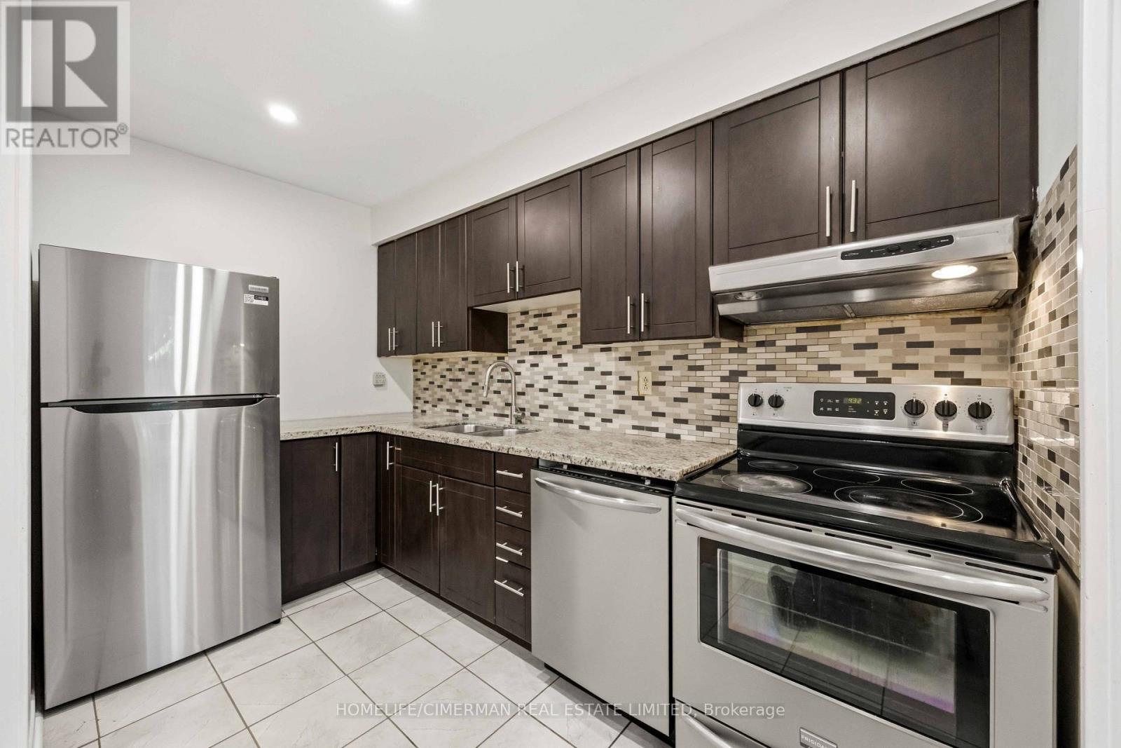 142 Thorny Vineway Property Photo 4
