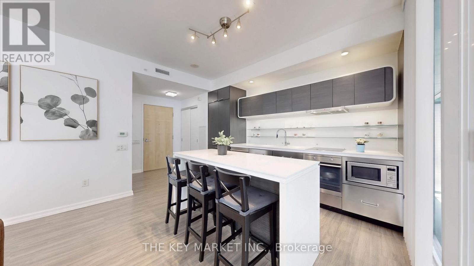 511 - 45 Charles Street E Property Photo 10