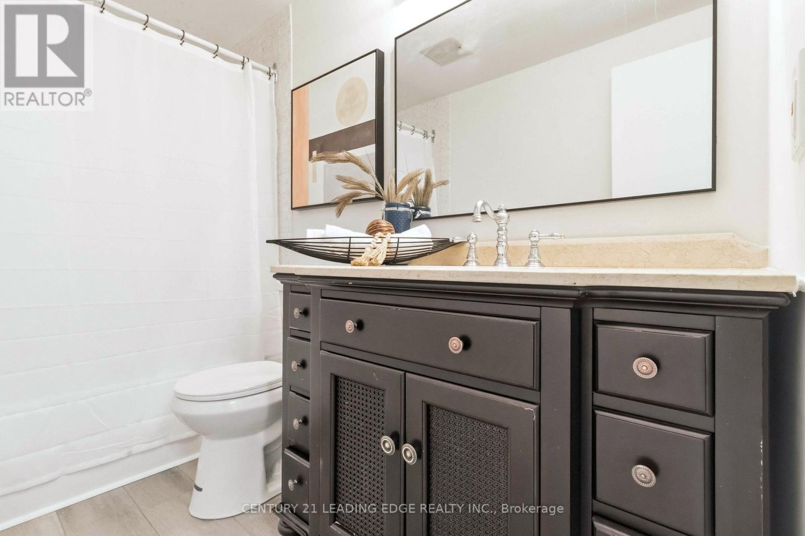 27 Coach Liteway Property Photo 25