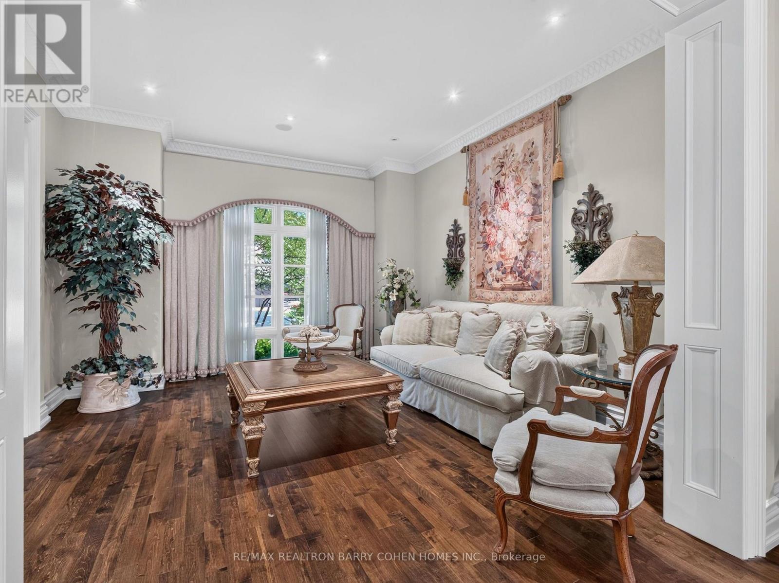 57 Yorkminster Road Property Photo 3