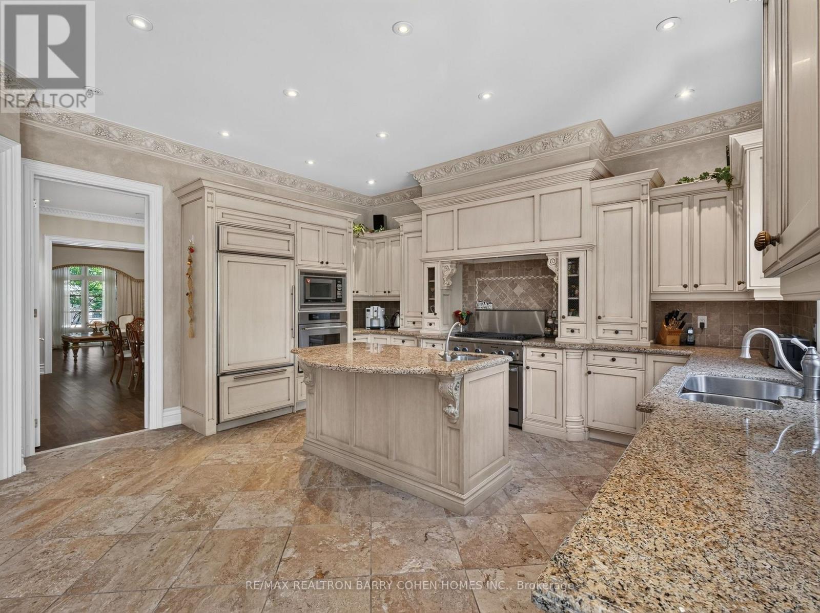 57 Yorkminster Road Property Photo 8