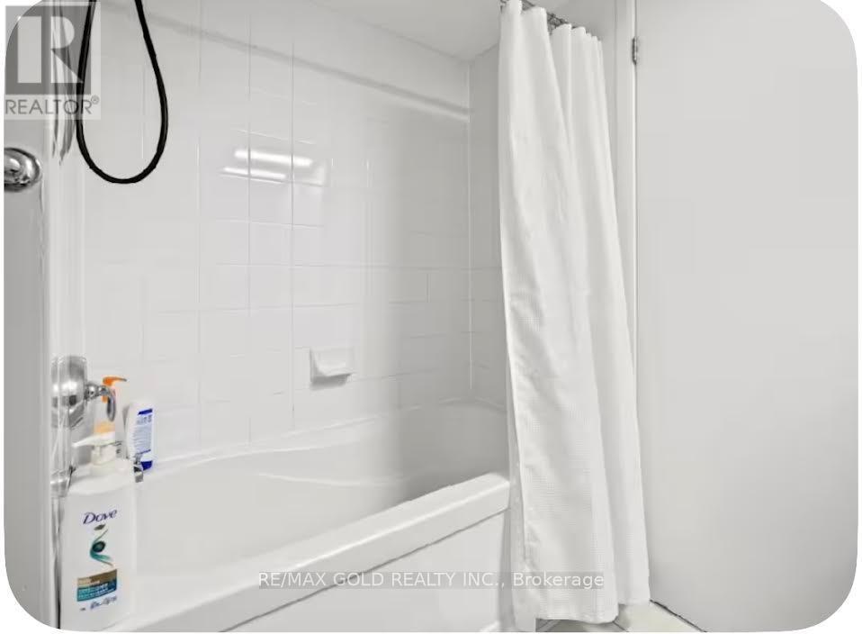 620 - 215 Fort York Boulevard Property Photo 15