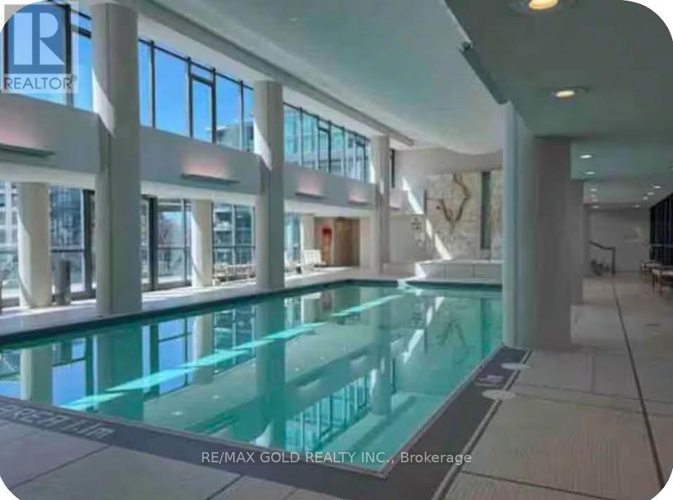 620 - 215 Fort York Boulevard Property Photo 19