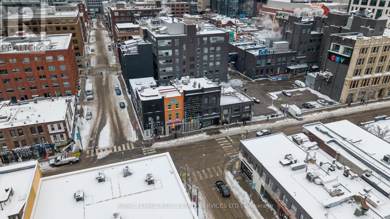 273 Queen Street W Property Photo 22