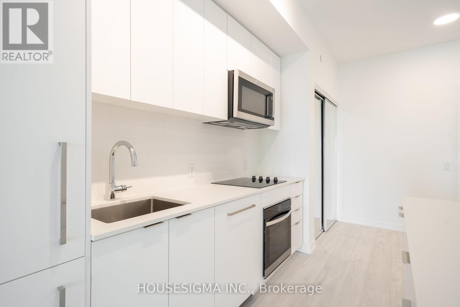 703 - 181 Sheppard Avenue E Property Photo 5