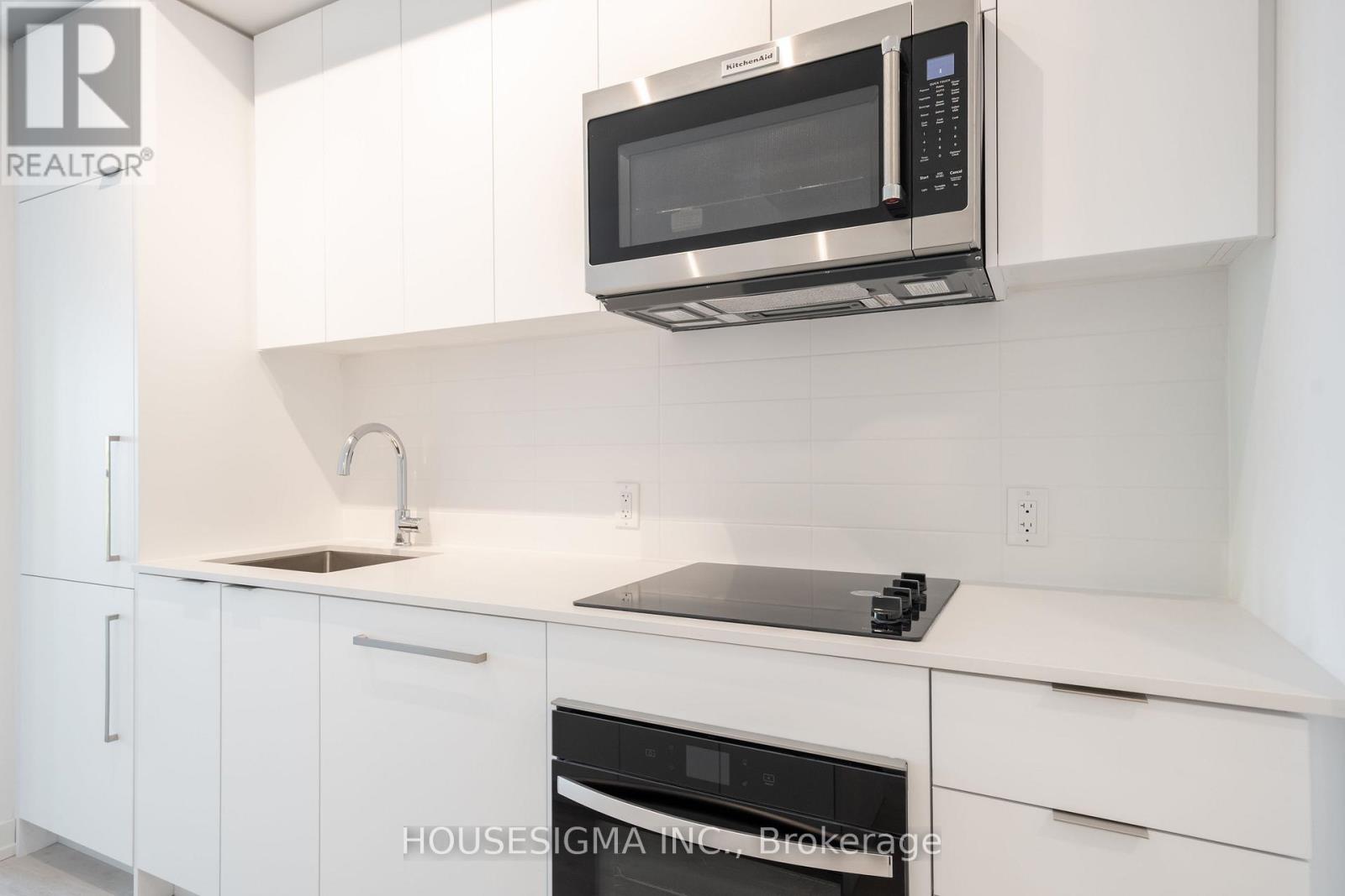 703 - 181 Sheppard Avenue E Property Photo 6