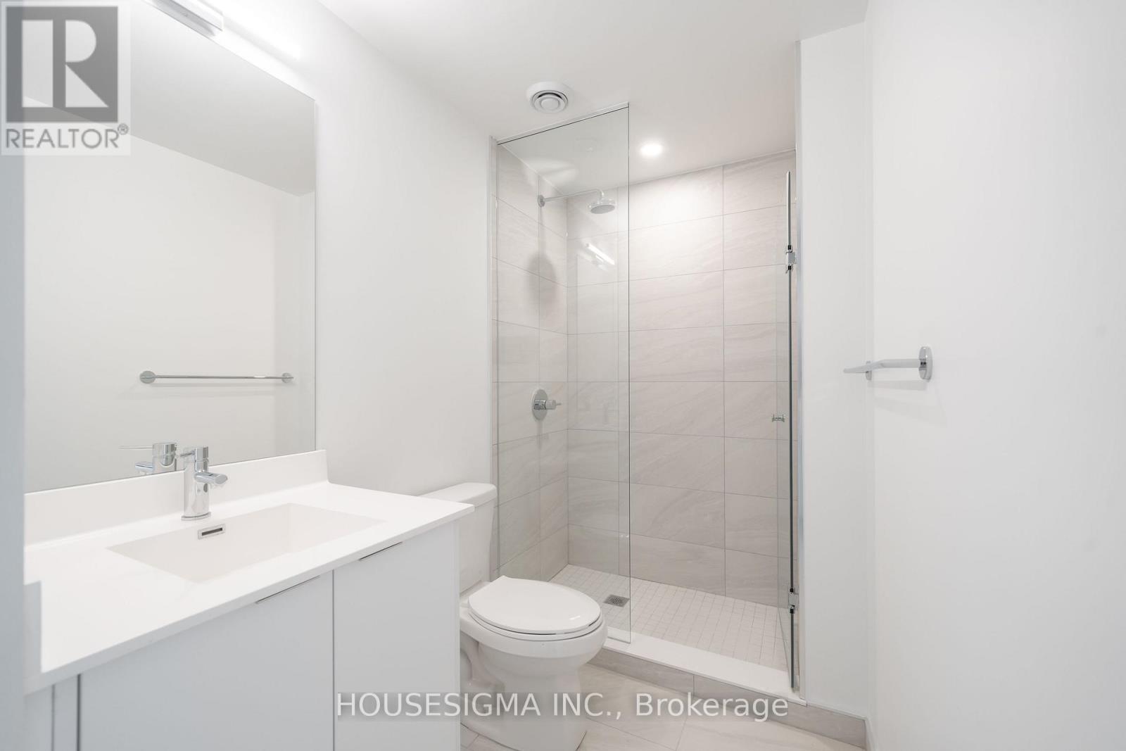 703 - 181 Sheppard Avenue E Property Photo 14