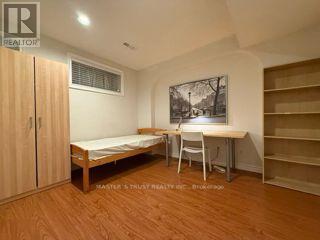 #b - 54 Cliffwood Road Property Photo 7