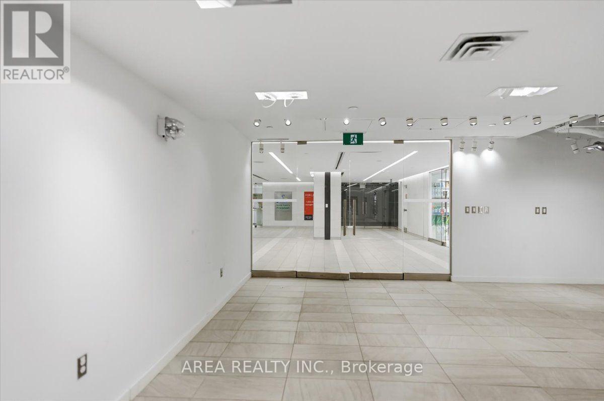 237e - 4841 Yonge Street Property Photo 8
