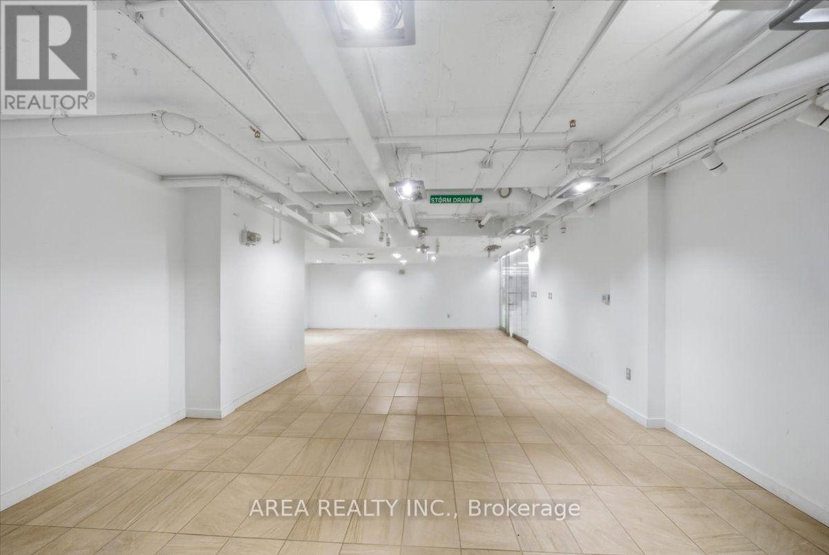 237e - 4841 Yonge Street Property Photo 10