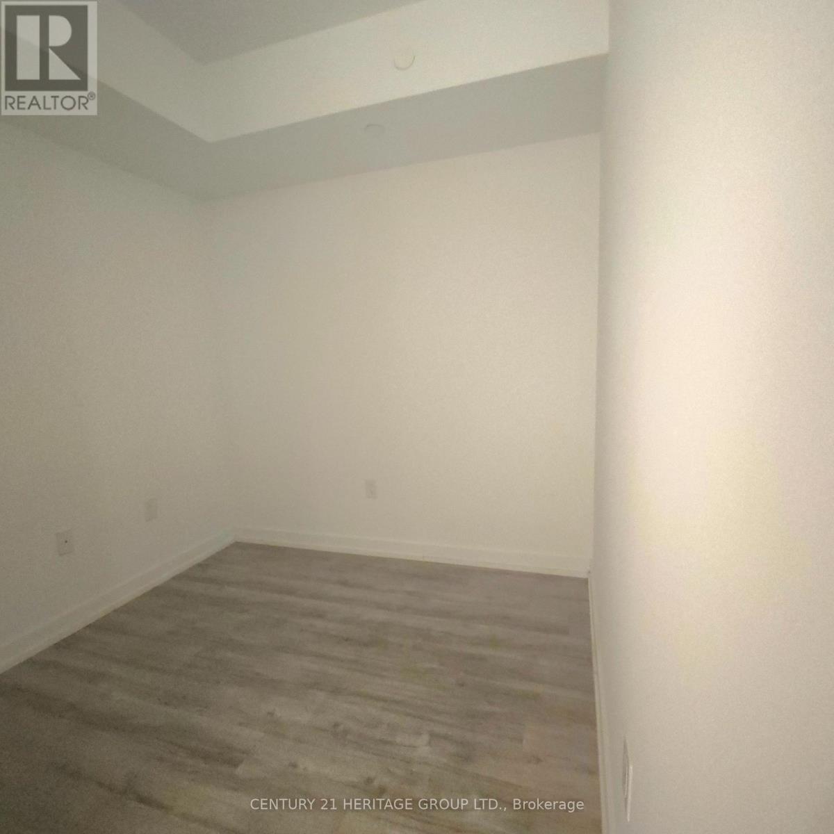 603 - 77 Shuter Street Property Photo 7