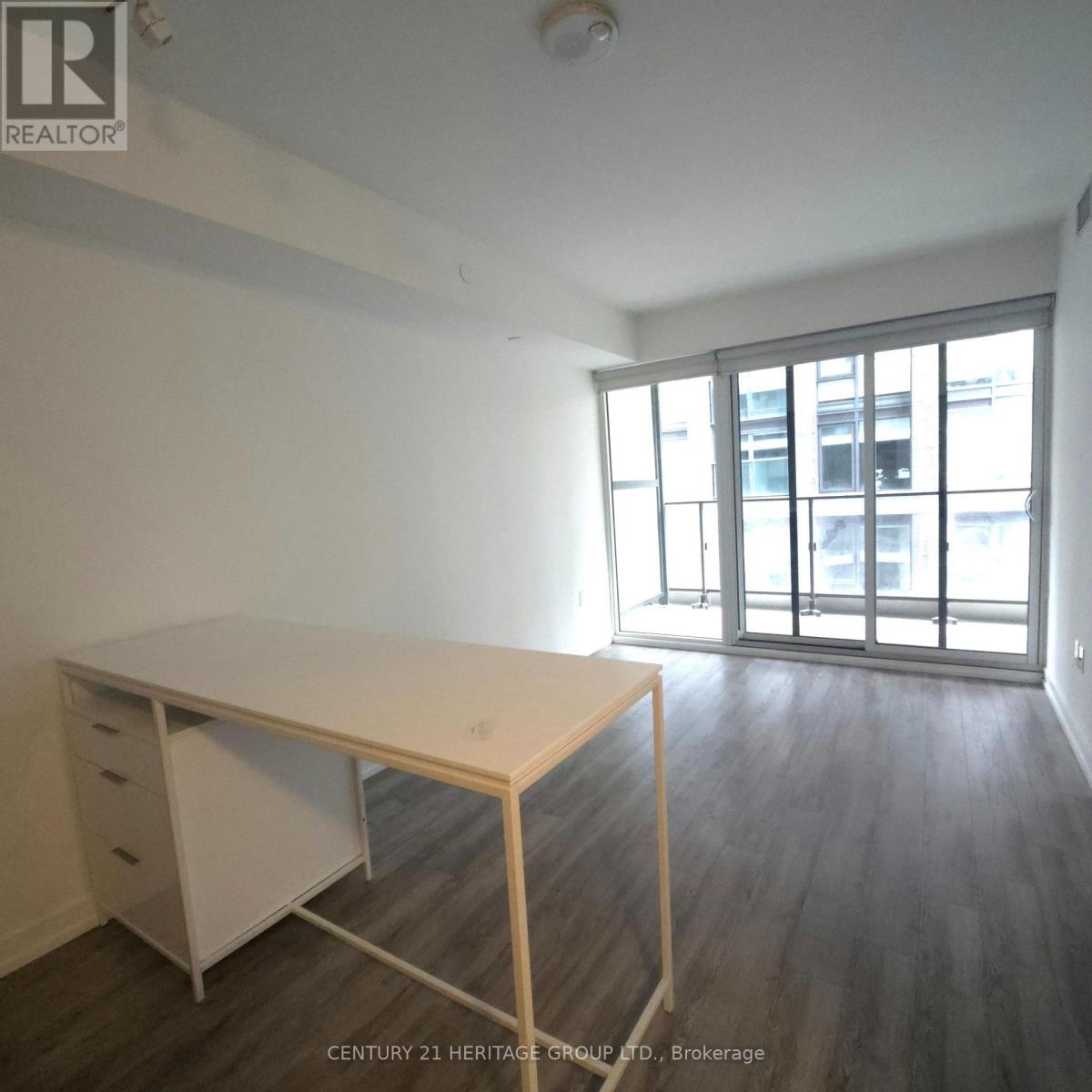 603 - 77 Shuter Street Property Photo 8