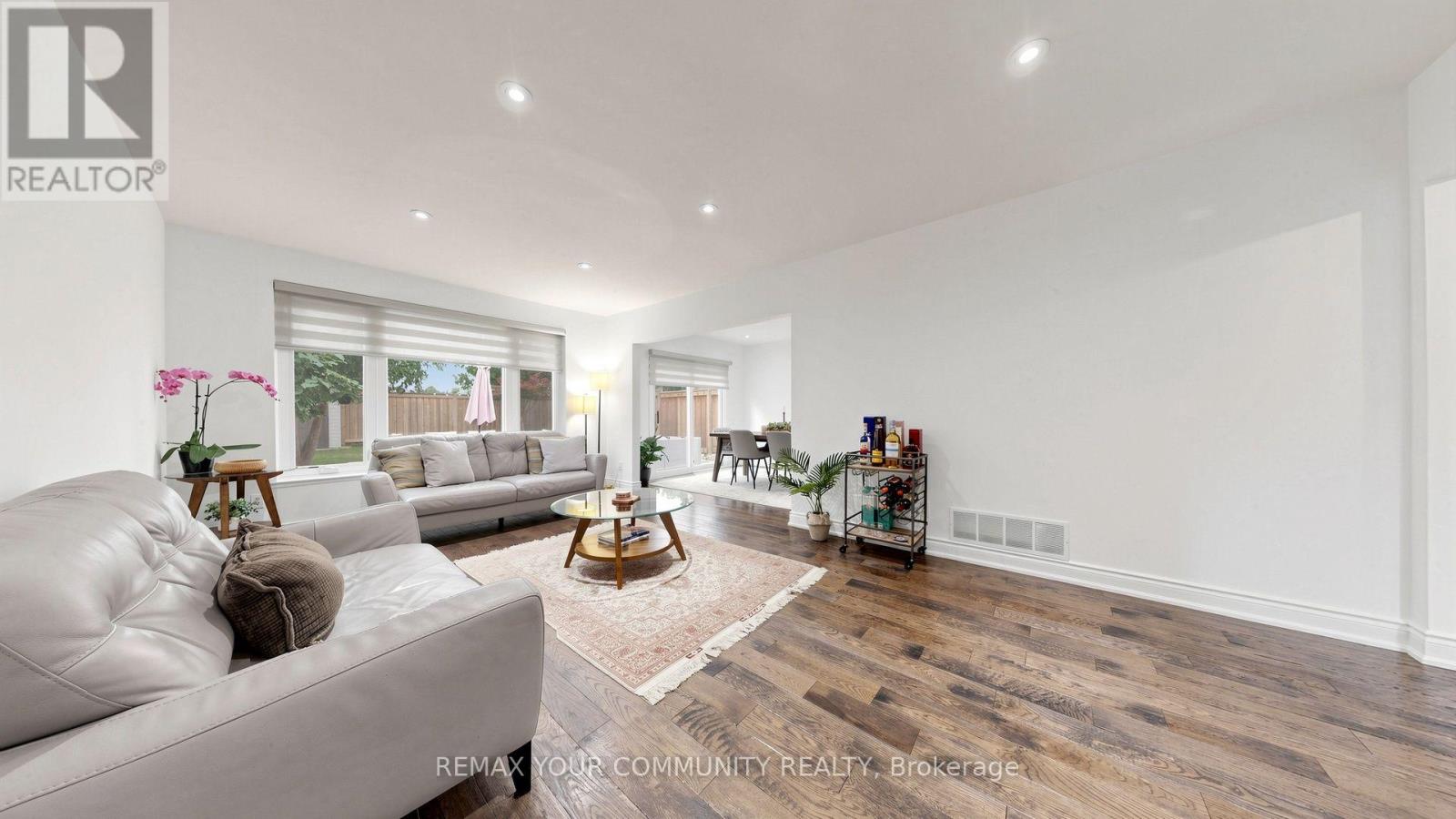 48 Crossbow Crescent Property Photo 6