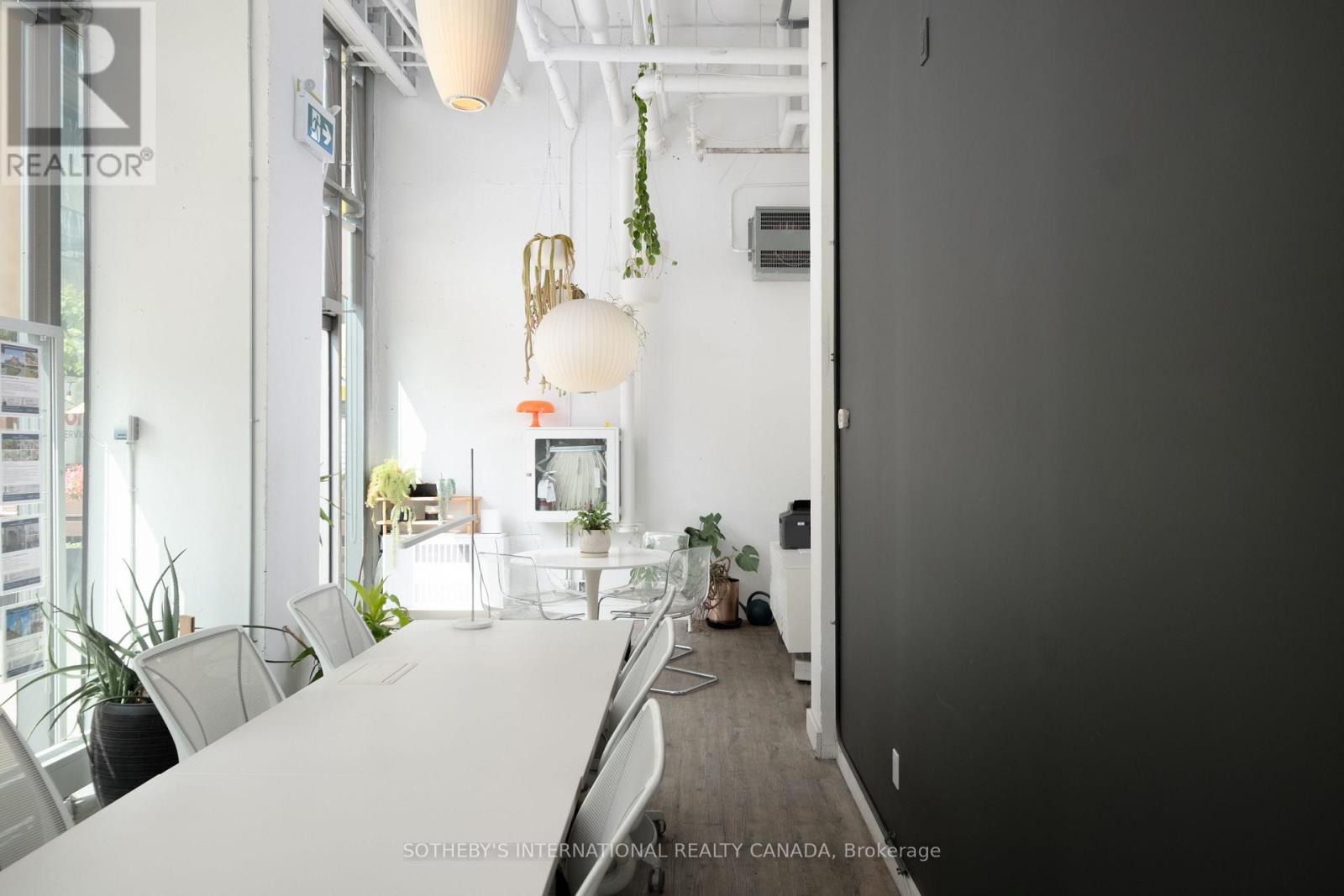74 Adelaide Street E Property Photo 8