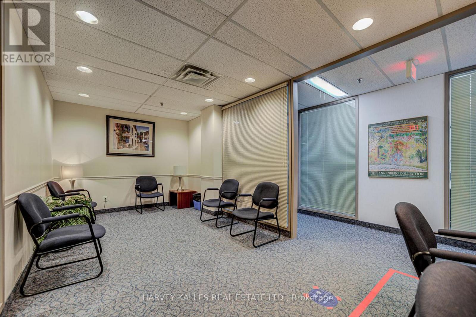 935 - 45 Sheppard Avenue E Property Photo 10