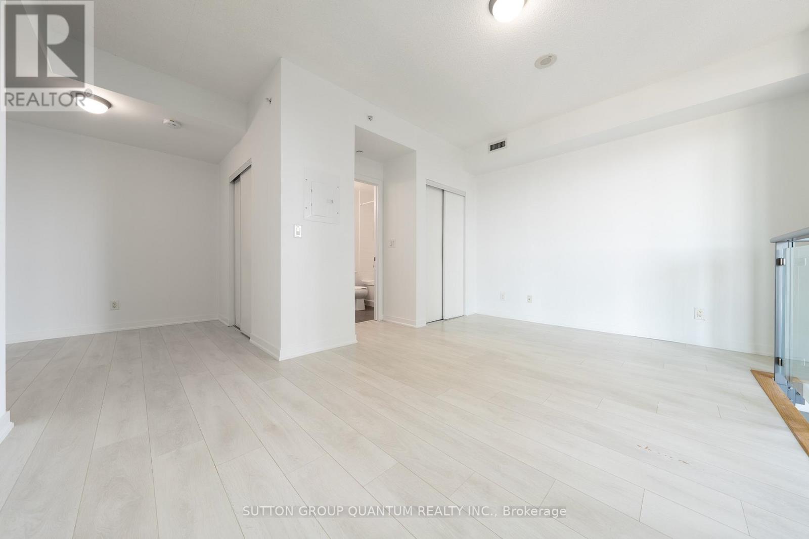 1012 - 150 East Liberty Street Property Photo 13