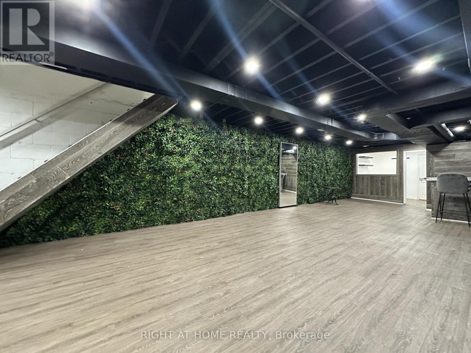 Bsmt - 1639 Eglinton Avenue W Property Photo 3