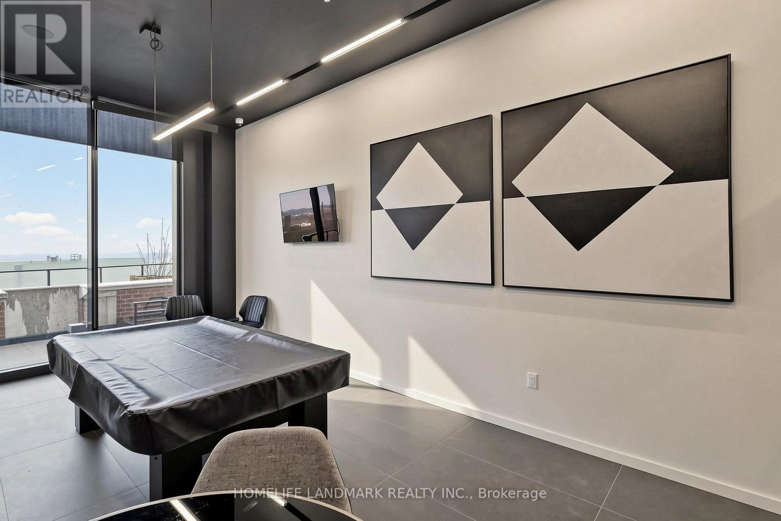 801 - 21 Lawren Harris Square Property Photo 26