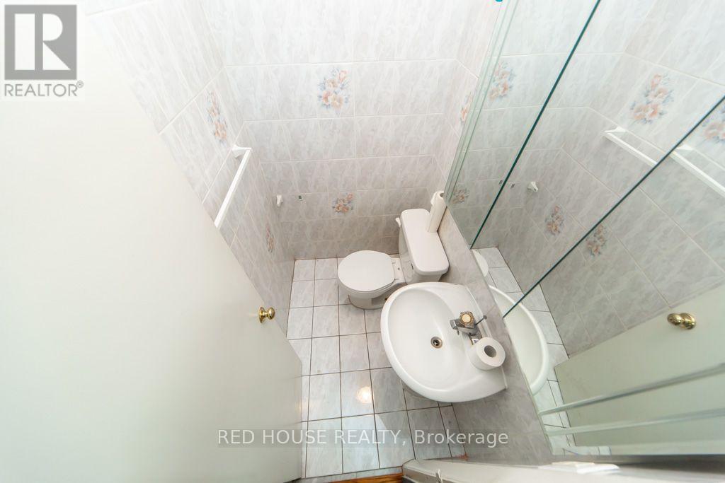 658 Vaughan Road Property Photo 9