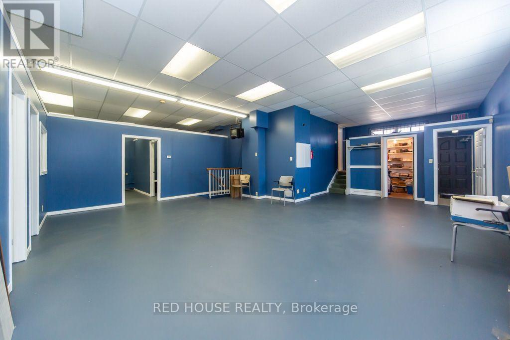658 Vaughan Road Property Photo 10