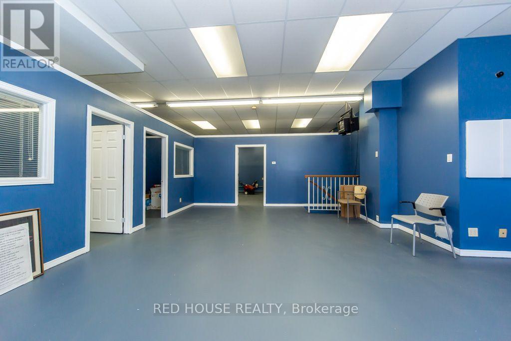 658 Vaughan Road Property Photo 11