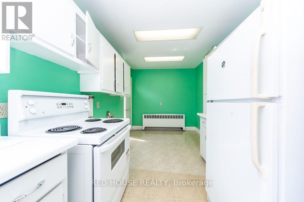 658 Vaughan Road Property Photo 18