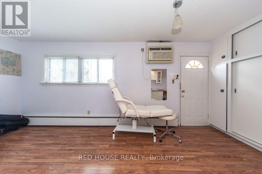 658 Vaughan Road Property Photo 21