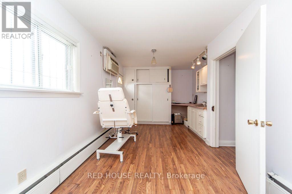 658 Vaughan Road Property Photo 22