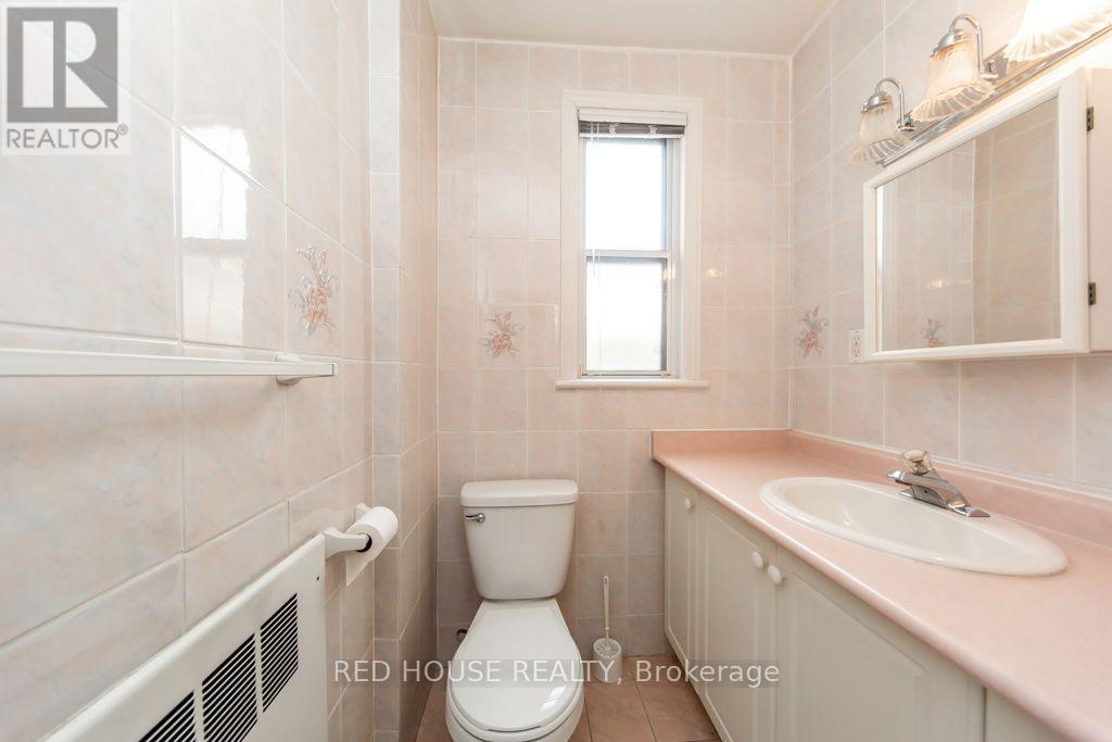 658 Vaughan Road Property Photo 25