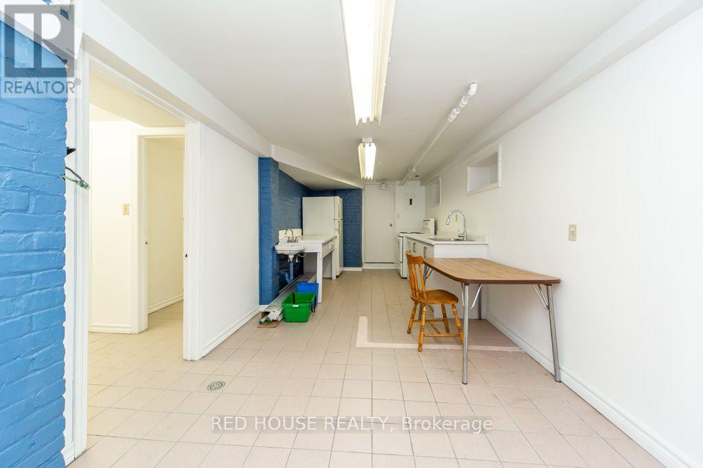 658 Vaughan Road Property Photo 29