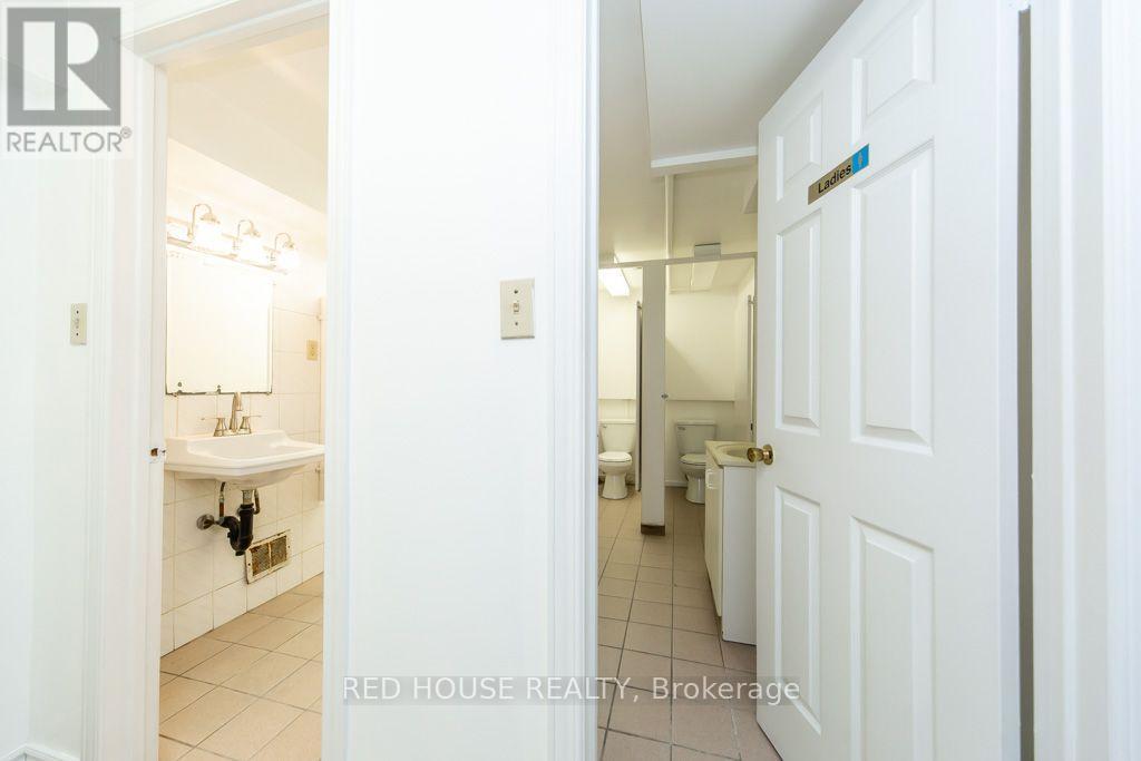 658 Vaughan Road Property Photo 33