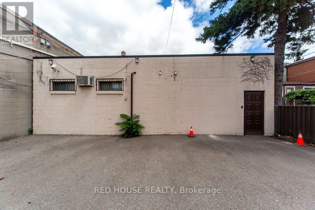658 Vaughan Road Property Photo 40